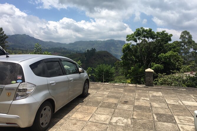 10-Day Sri Lanka Escape – Culture, Wildlife & 3 stars Hotels - Day 4: Gregory Lake and the train to Ella