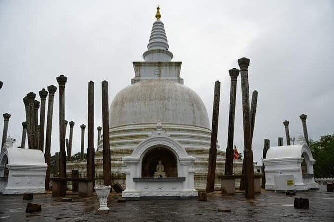14 Days/ 13 Nights -Sri Lanka Tour on Culture, Wildlife & Beaches - Kandy links temples, gardens, and performance