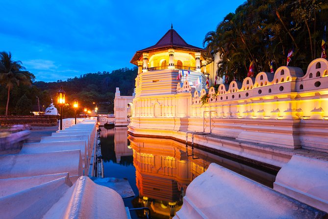 3 Days Tour to Kandy Nuwara Eliya & Sigiriya from Colombo - Day three: Sigiriya Rock and Dambulla Cave Temple