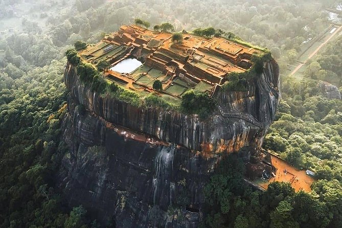 4 Days Tour to Kandy, Sigiriya & Nuwara Eliya - Day four: Victoria Park, Ramboda Falls, and the airport