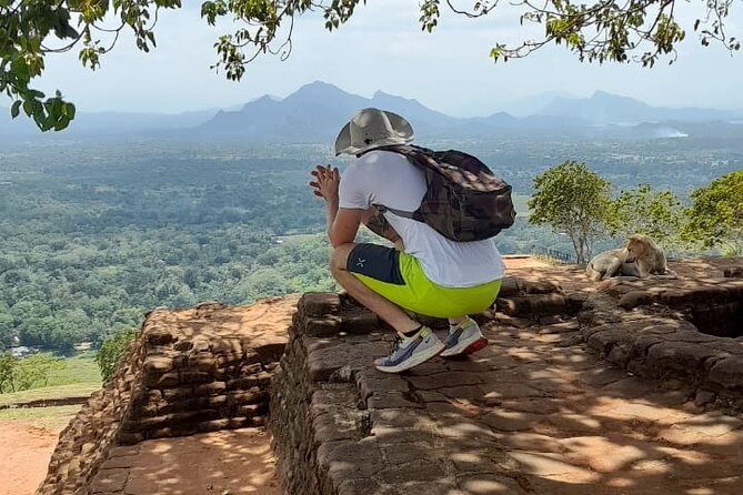 7-day tour in Sri Lanka - Day 1: Dambulla, Pidurangala, and Sigiriya