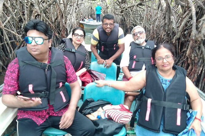 7 Days Private Guided Tour in Sri Lanka - Day 5: Kitulgala rafting and Mirissa Beach
