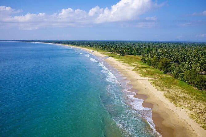 8 Days Tour Sri Lanka (Hotels, Breakfast, Dinner & Luxury Car) - Colombo’s final city sights
