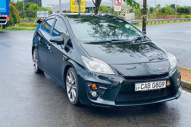 Airport Taxi Transfers from Colombo Airport to Mirissa - What the two-hour highway journey is like