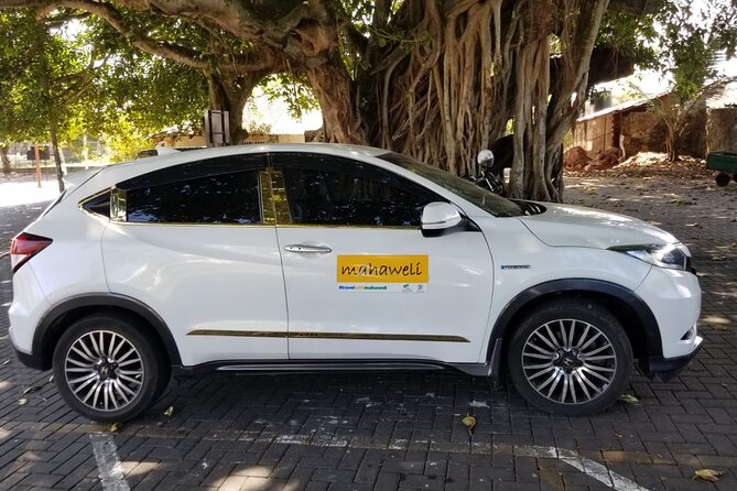 Airport to Kandy Drop - Sightseeing stops: useful bonus or unwanted detour