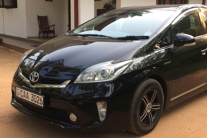 Airport Transfer to/from Anywhere - Meeting your driver at Bandaranaike International Airport