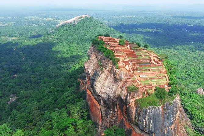 All Inclusive Sigiriya and Dambulla Day Tour from Colombo - What the Sigiriya stop asks of you