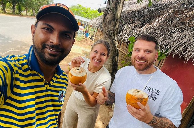 All-Island Private Tour – Tailor-Made Sri Lanka Experience - Day 3: The Temple of the Tooth, Nine Arches Bridge, and Ella