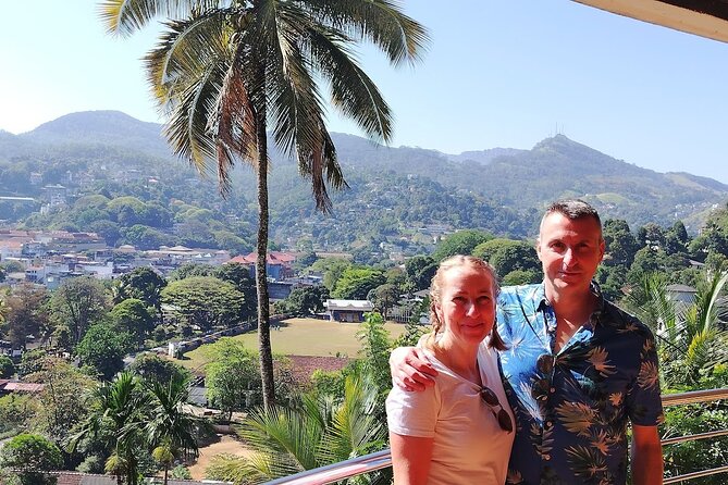 Ambuluwawa Tower & Kandy Culture and Nature Private Day Tour - Two hours among Peradeniya’s plant collections