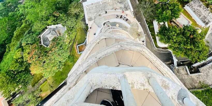 Ambuluwawa Tower & Pinnawala & Kandy Day Tour From Colombo - Kandy dance, crafts, and shopping stops