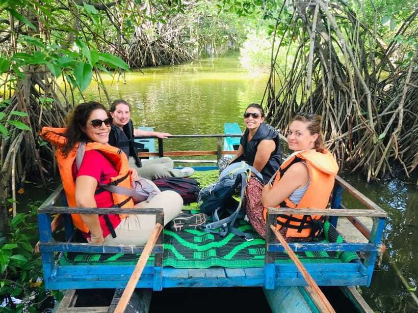 Arugam Bay: Lagoon Boat safari with Safety Measures - Safety rules that shape the experience