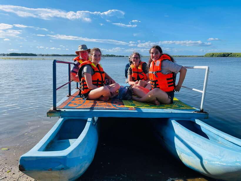 Arugambay :Pottuvil Lagoon Mangrove Eco Boat Safari Tours - The 15-minute tuk-tuk ride from Arugam Bay