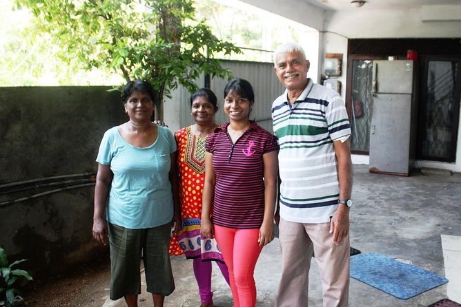 Authentic Sinhalese Cooking Class in Colombo with a Local Family - Key points at a glance