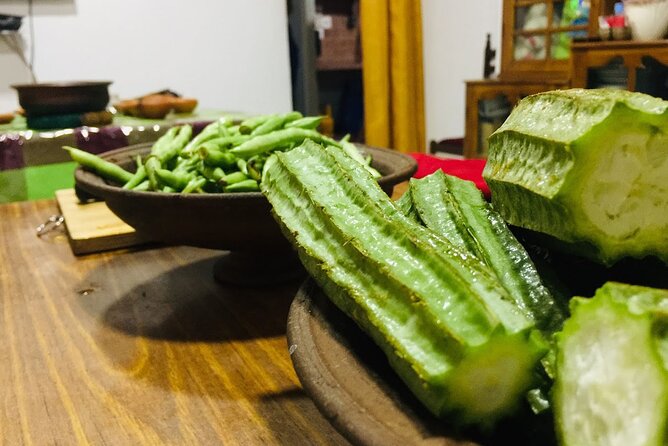Authentic Sri Lankan Cooking Class in Kandy with Local Family - Home cooking instead of a professional chef class
