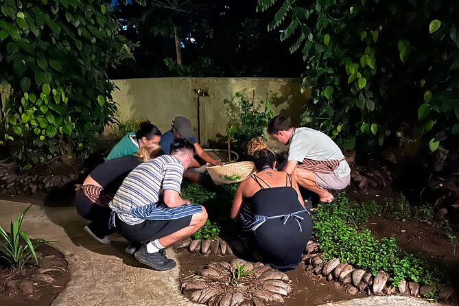 Authentic Sri Lankan Cooking Experience - Sitting down to the meal