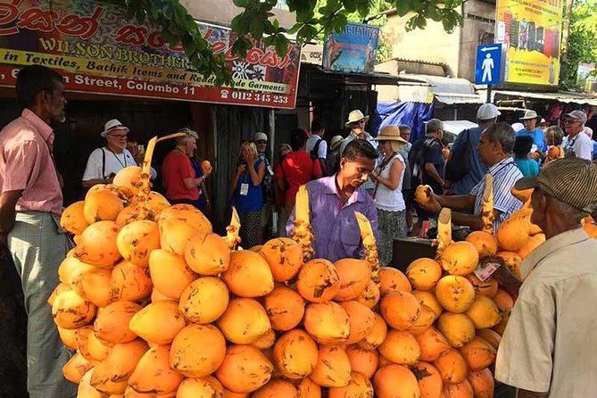 Best of Colombo - Private Guided City Tour - Old Town Hall and Independence Square