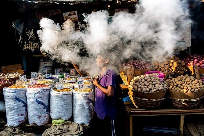 Best of Colombo - Private Guided City Tour - A local meal to finish the afternoon