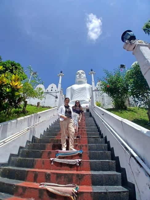 Best Private Kandy City Tour by Tuk Tuk with Local Guide - Royal buildings, the National Museum, and Buddha statues