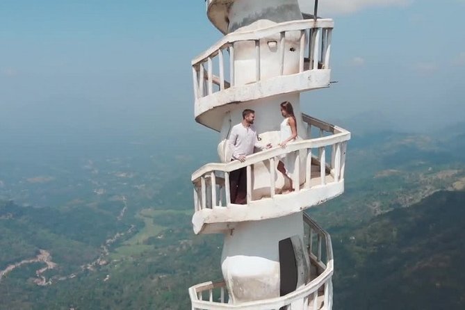 Climb sky-scraping tower in Ambuluwawa from Kandy - Climbing the spiral tower above Gampola