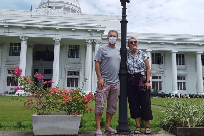 Colombo Bay Tuk Tuk City Tour - Independence Memorial Hall and Arcade Independence Square