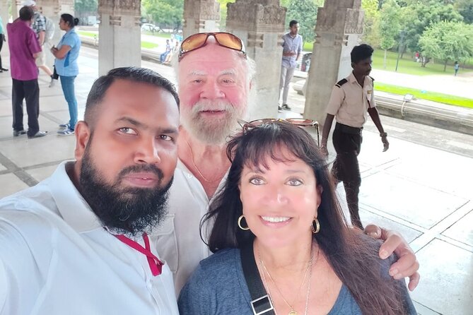 Colombo City Tour by Tuk Tuk Morning and Evening - Why a tuk tuk is a smart way to see Colombo