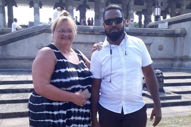 Colombo City Tour by Tuk Tuk Morning and Evening - The Red Mosque and Pettah show old Colombo’s energy