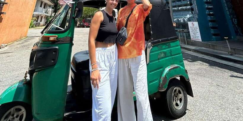 Colombo: City Tour by Tuk Tuk with Pickup - All Inclusive - Why a tuk tuk is a smart way to see Colombo