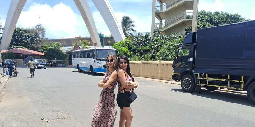 Colombo: City Tour by Tuk Tuk with Srilanka Traditional Food - Why a tuk tuk works well for Colombo
