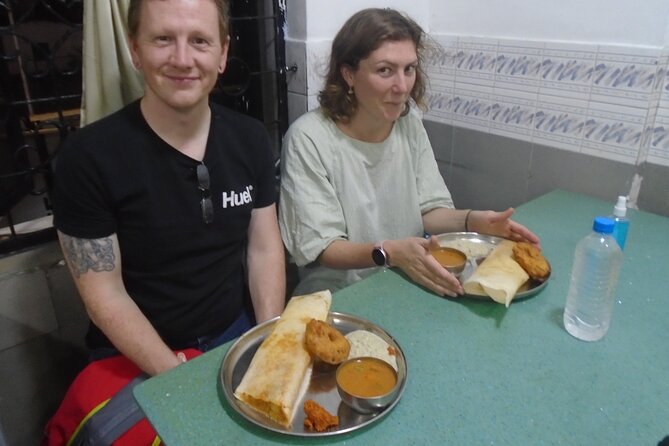 Colombo Express Food Tour with 9 + Tastings - Pettah begins with a chicken cheese ball
