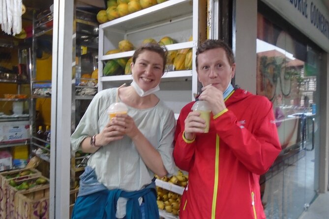 Colombo Express Food Tour with 9 + Tastings - The market adds color and context