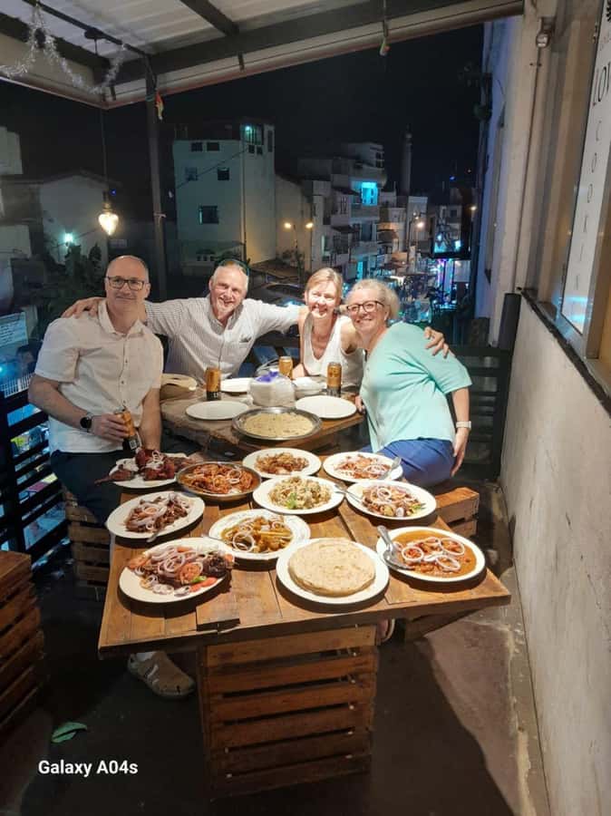Colombo Foods Tour by Tuk Tuk ( Food chargers included ) - Quick Bites Near Pettah Market