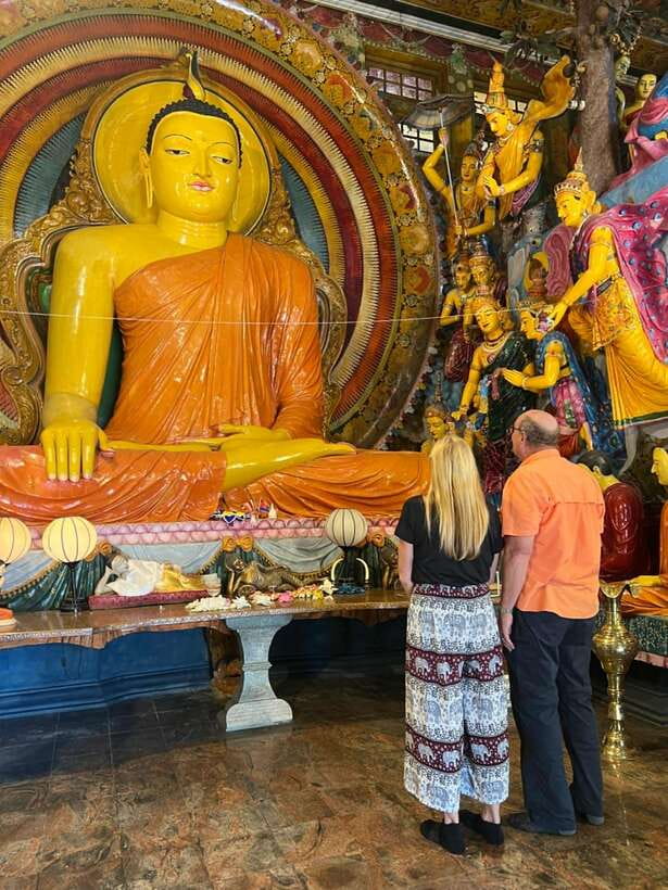 Colombo: Guided City Tour - Four hours, private transport, and pickup choices