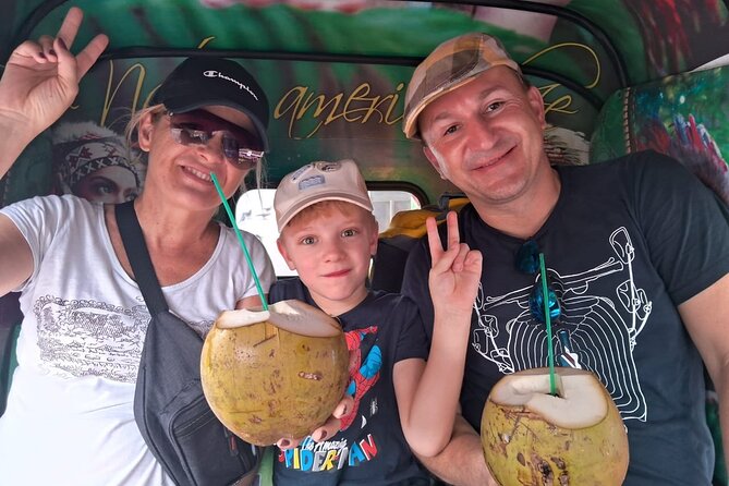 Colombo local Food Tour &City Tour by TukTuk All food Included - Why a tuk-tuk works well in Colombo