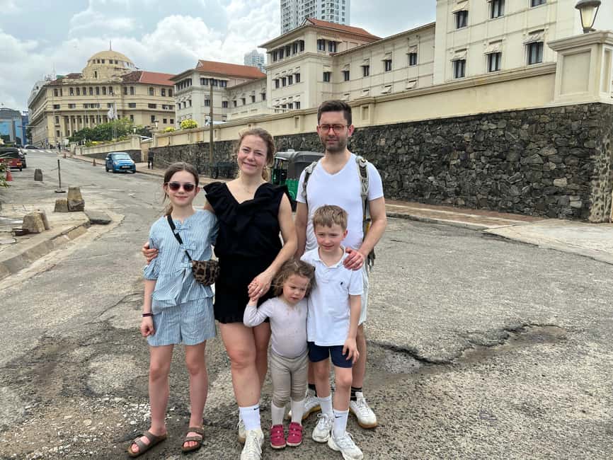Colombo: Local Food Tour & Sightseeing by Tuk-Tuk with Meals - The planned food stops, from kottu to pittu