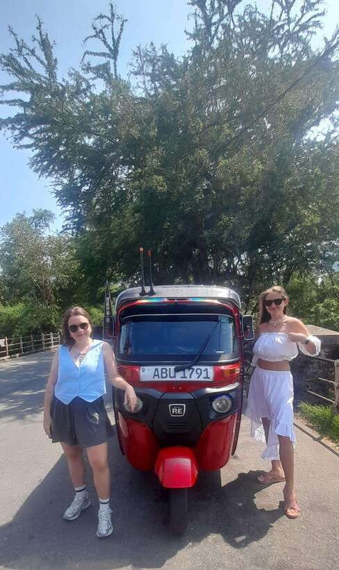 Colombo: Local Guide with Colombo City Tour by Tuk Tuk - Maritime stories and the Sambodhi Chaithya stupa