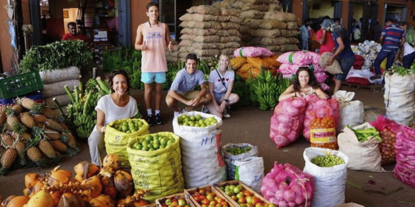 Colombo: Local Market Tour & Cooking Demo with Lunch - From Colombo hotel lobby to the neighborhood market