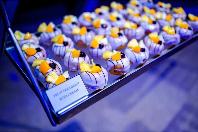 Colombo: Lotus Tower Experience with Lunch or Dinner Buffet - A buffet built for variety