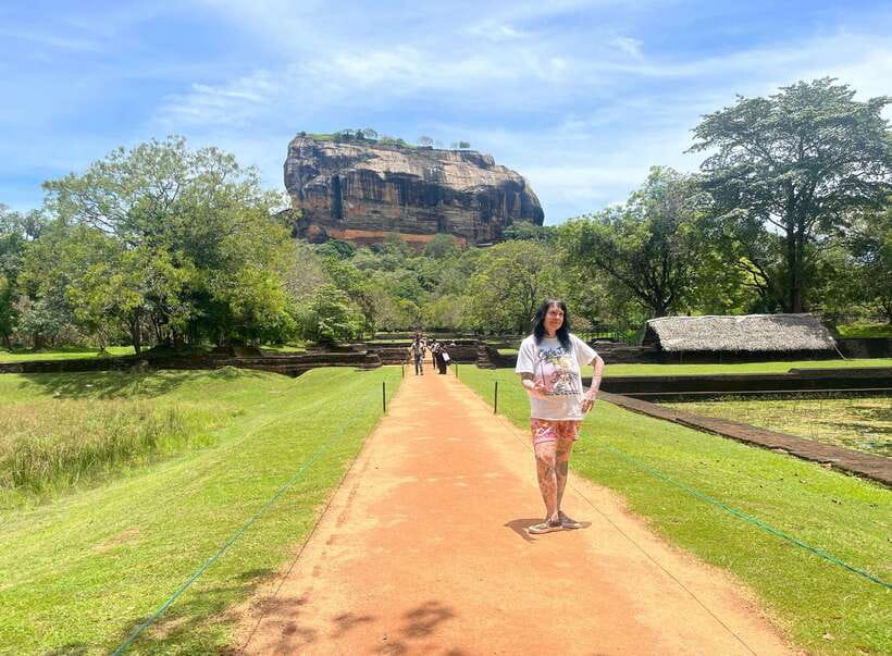 Colombo/Negombo: Sigiriya, Dambulla, and Minneriya Safari - Climbing Sigiriya Lion Rock