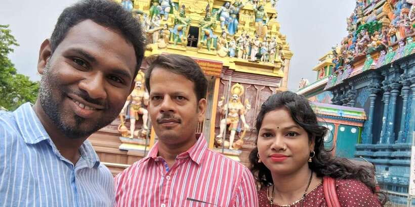 Colombo: Private City Tour by Tuk Tuk with Hotel Pickup - Four faiths and a close look at Colombo’s religious life