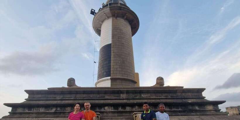 Colombo: Private City Tour by Tuk Tuk with Hotel Pickup - Colonial Colombo and the city’s major landmarks