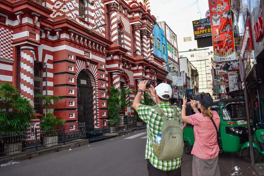 Colombo: private city tour from Negombo with hotel transfers - Key points at a glance