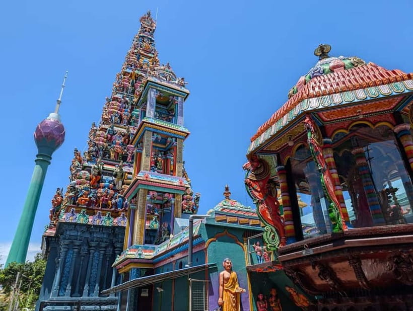 Colombo: Private City Tuk-Tuk Tour with Local Guide & Pickup - Parks, Independence Square, and the sea