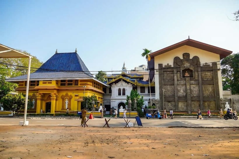 Colombo: Private City Tuk-Tuk Tour with Local Guide & Pickup - How much value do you get for $30?