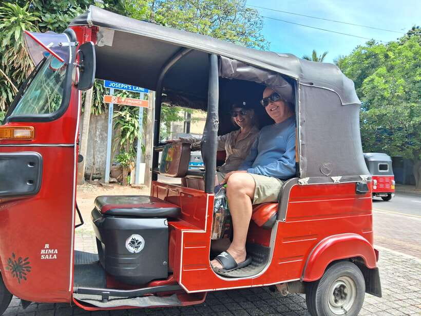 Colombo: Private Guided Tuk Tuk City Tour with Hotel Pickup - Finishing at the Maritime Museum