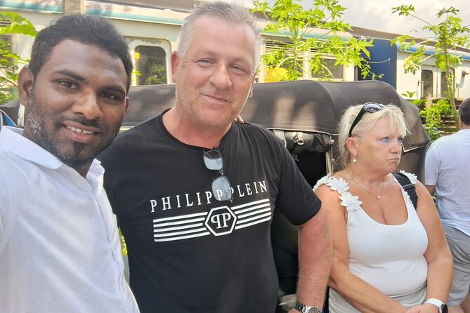 Colombo Private Tuk-Tuk City Tour with All Entry Fees Included - A fast, personal introduction to Colombo