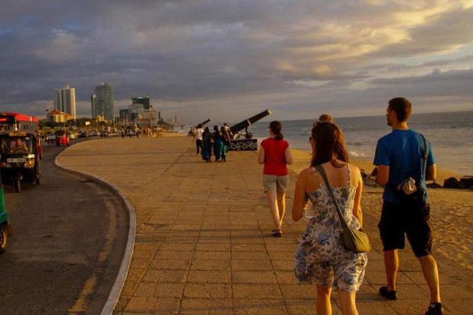 Colombo Sightseeing and Shopping Private Tour Including Lunch - Independence Square and the story of independence