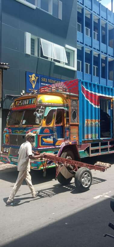 Colombo Sightseeing Private Tour by Tuk Tuk MorningOREvening - Galle Face Green and Colombo’s open-air side