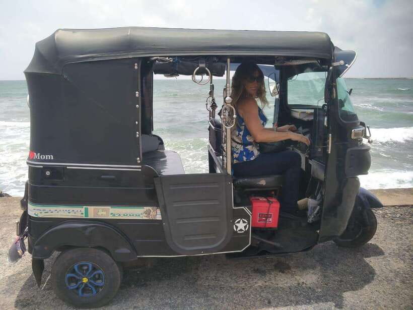 Colombo Sightseeing Private Tour by Tuk Tuk MorningOREvening - Gangaramaya Temple and Colombo’s religious mix