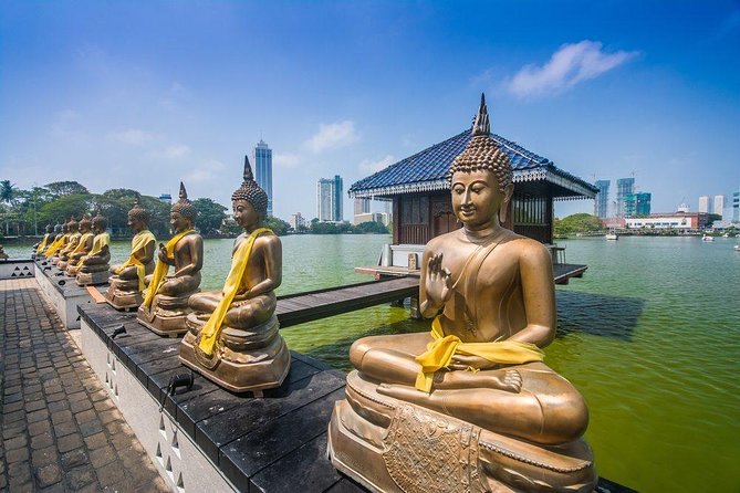 Colombo Sightseeing & Shopping - Colonial Colombo and Galle Face Green