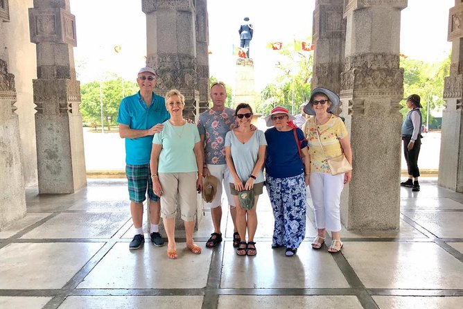 Colombo Sightseeing & Shopping - Independence Square and the National Museum